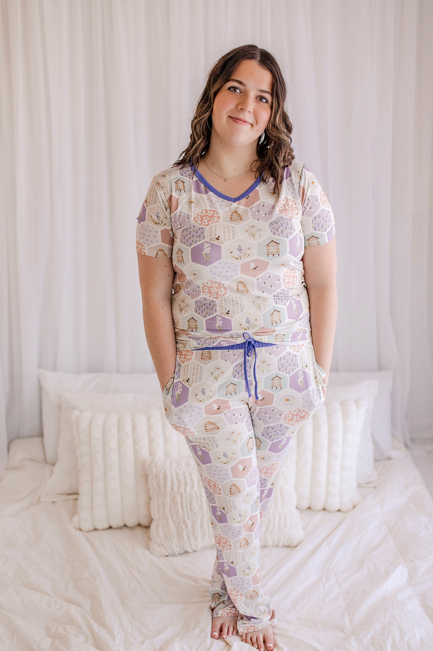 Purple Bee - Short Sleeve V-Neck Shirt